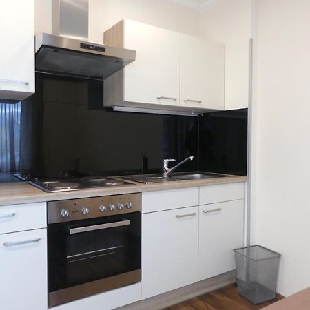 Das Reinisch Just Rooms Schwechat Exterior foto