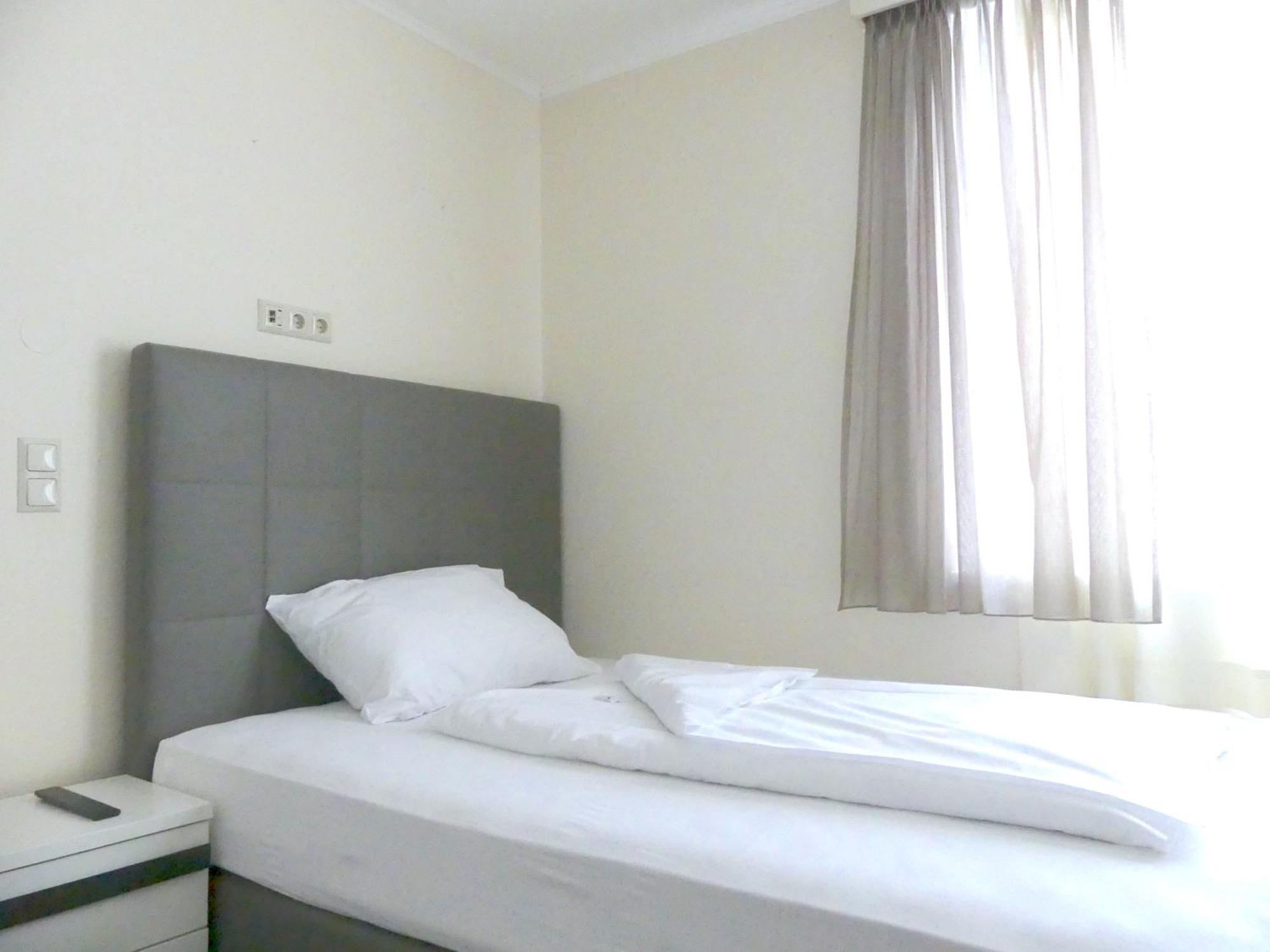 Das Reinisch Just Rooms Schwechat Exterior foto
